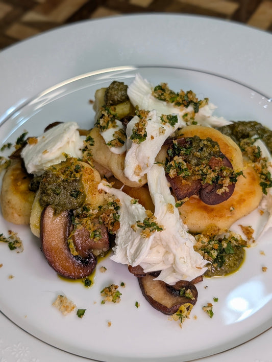 How to Make Soft Homemade Gnocchi (With Pesto or Garlic Parmesan Béchamel)