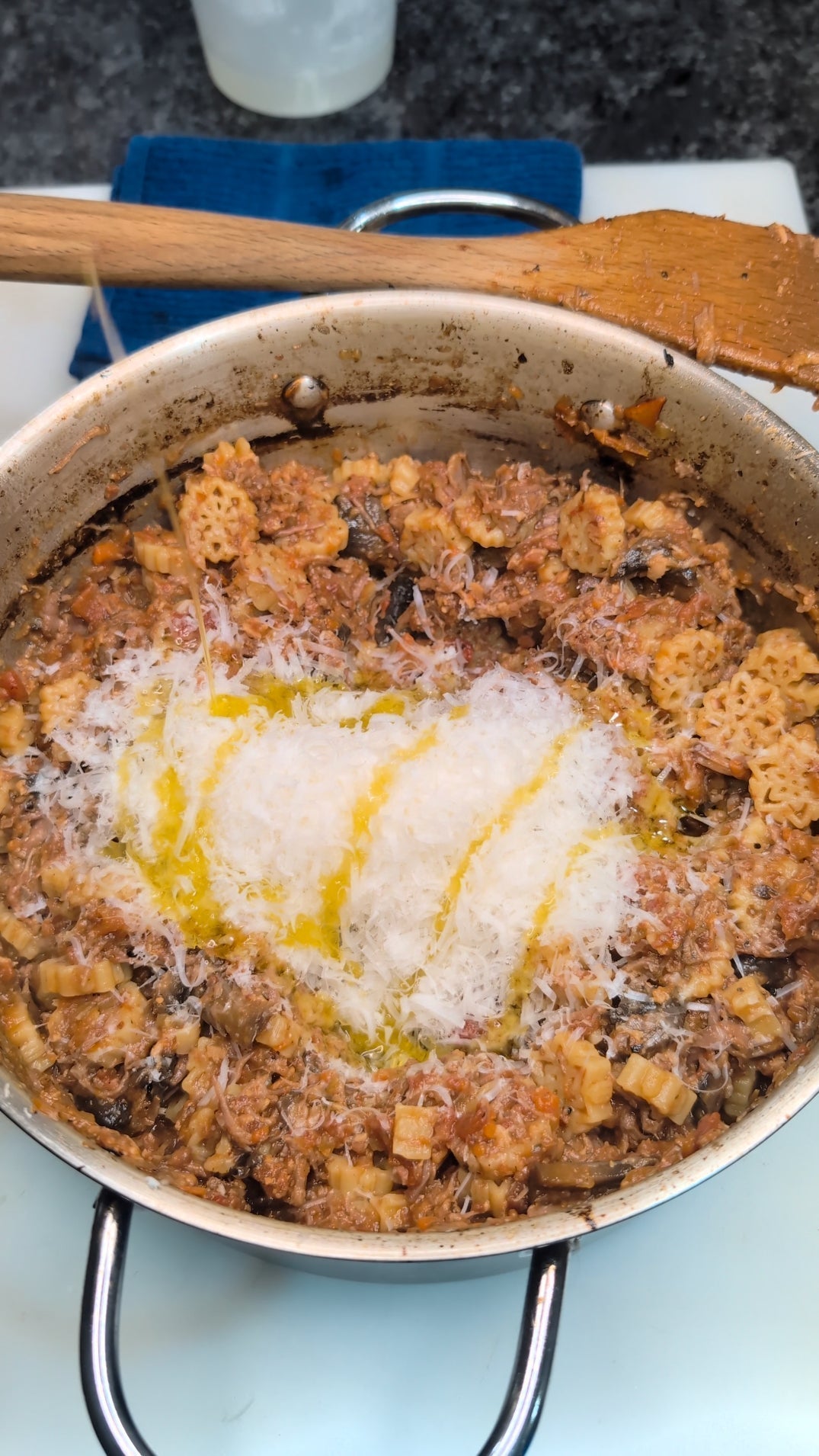 Italian Christmas Beef Ragu (Slow Cooked Stracotto)